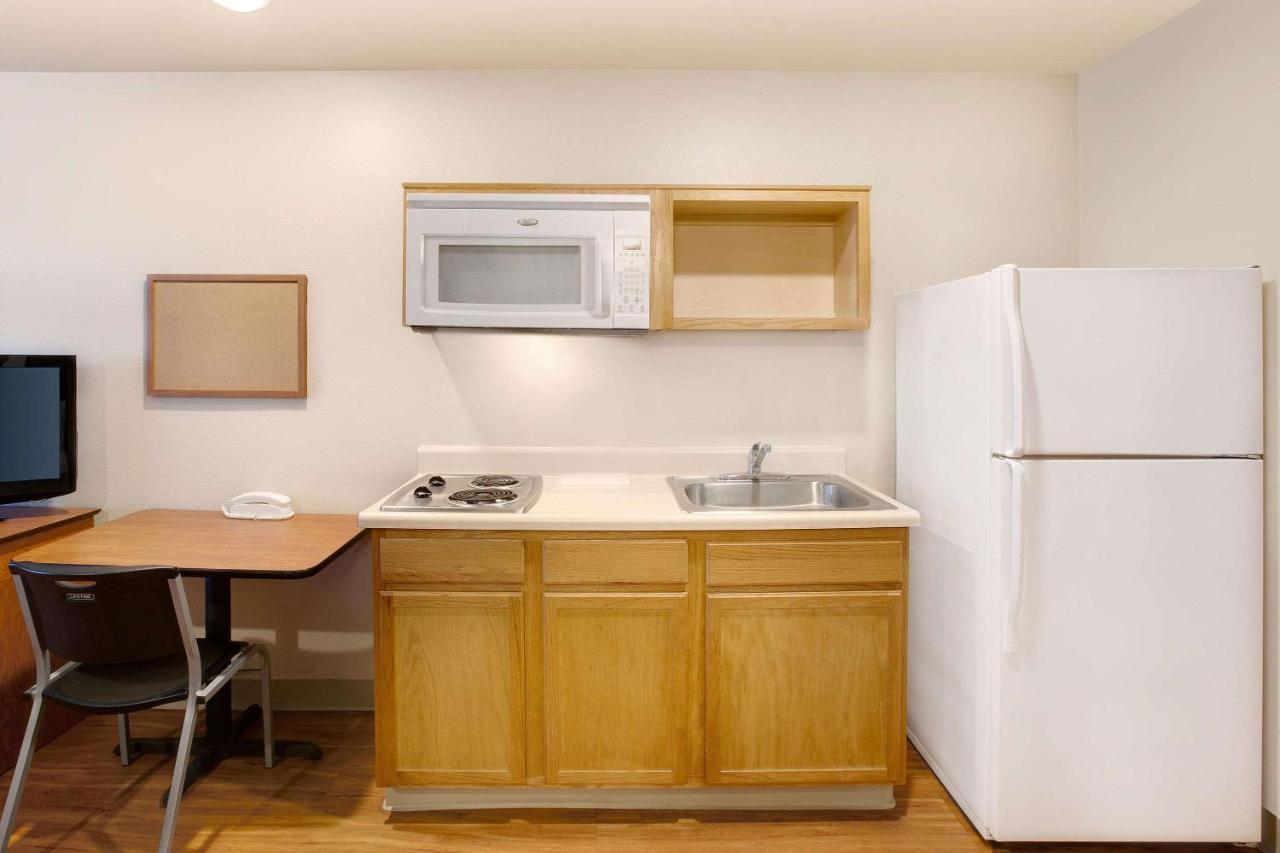 Woodspring Suites レイクチャールズ エクステリア 写真