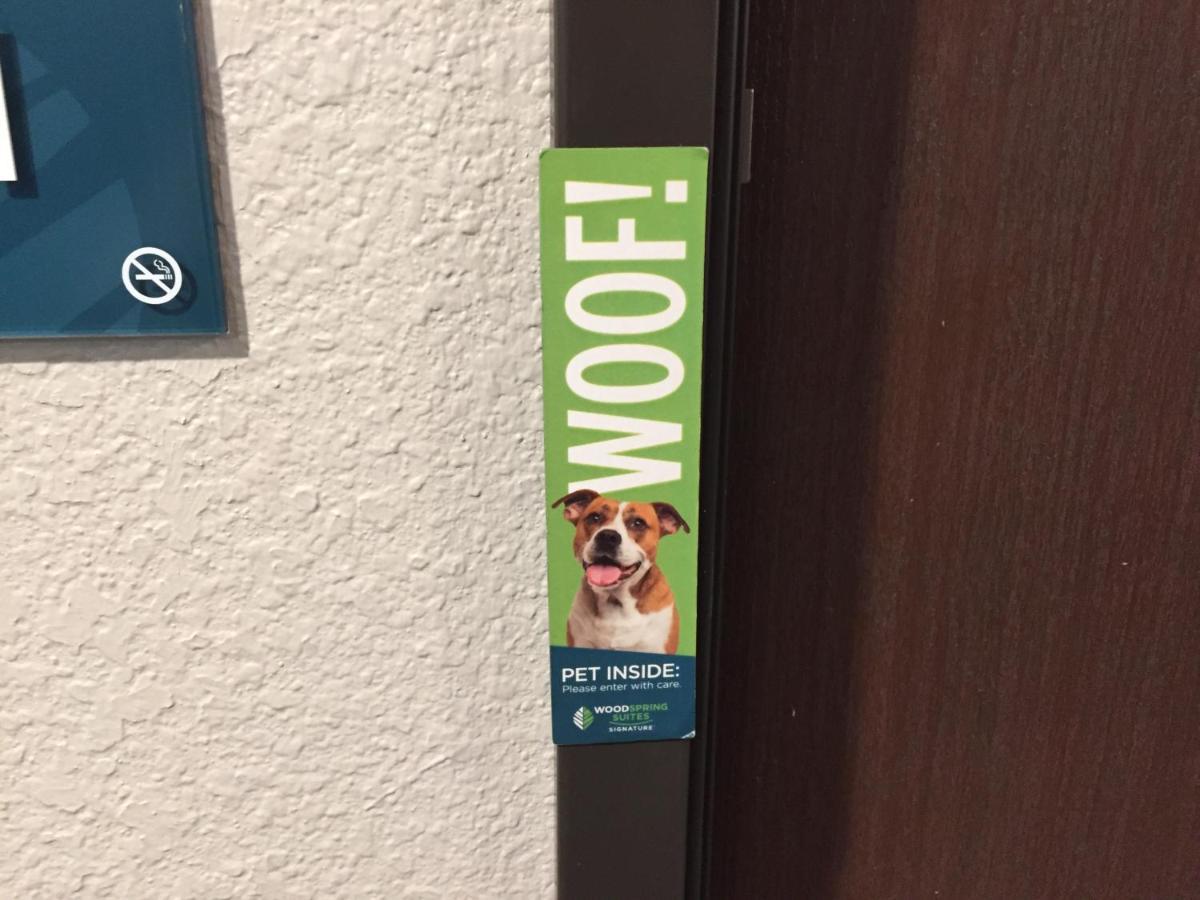 Woodspring Suites レイクチャールズ エクステリア 写真